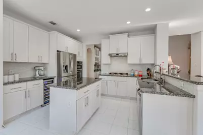 5914 Saber River, Sugar Land, TX 77479 - Photo 17