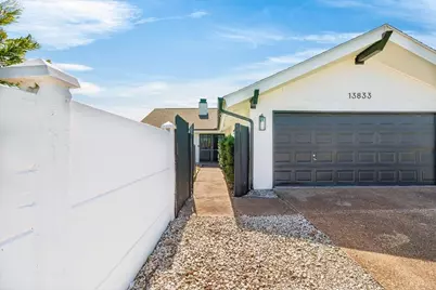 13833 Flintlock Drive, Corpus Christi, TX 78418 - Photo 9