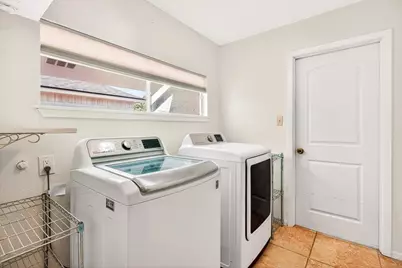 13833 Flintlock Drive, Corpus Christi, TX 78418 - Photo 33