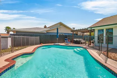 13833 Flintlock Drive, Corpus Christi, TX 78418 - Photo 39