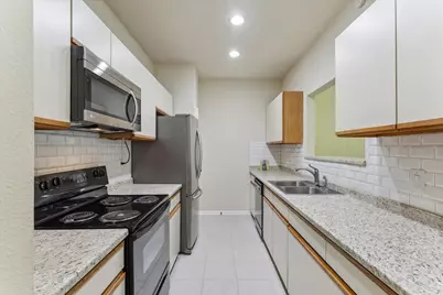 2898 Holly Hall Street #2898, Houston, TX 77054 - Photo 13