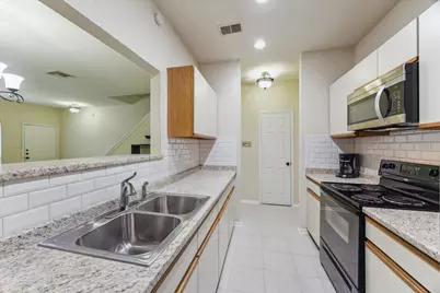 2898 Holly Hall Street #2898, Houston, TX 77054 - Photo 15