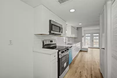 1334 Country Place Drive, Houston, TX 77079 - Photo 11