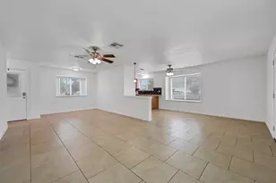 2414 Heather Ridge Ct, Webster, TX 77598 - Photo 11