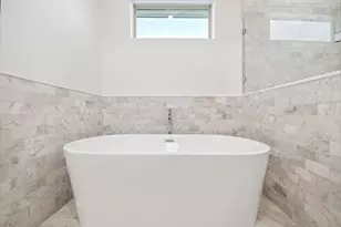 1609 Roy St, Houston, TX 77007 - Photo 25