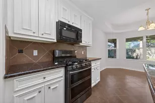 3327 Willowbend Rd, Montgomery, TX 77356 - Photo 17