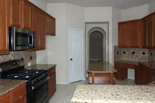 18611 Peralta Hill Ln, Tomball, TX 77377 - Photo 13