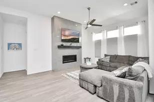 1354 Knollbridge Pt Ln, Pinehurst, TX 77362 - Photo 5