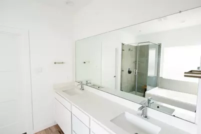 14035 Valley Creek Court, Conroe, TX 77384 - Photo 13