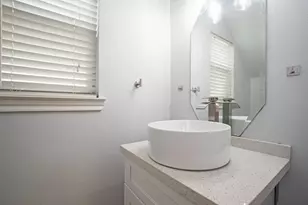 1422 Ruthven St, Houston, TX 77019 - Photo 15