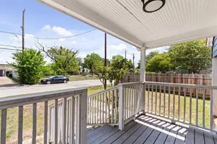 1305 Idylwild St, Houston, TX 77009 - Photo 3