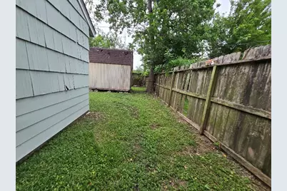 822 Woodhue Street, Channelview, TX 77530 - Photo 13