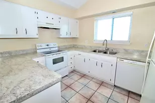 16731 Rippling Mill Dr, Sugar Land, TX 77498 - Photo 3