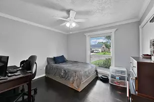 12714 Huntington Field Dr, Houston, TX 77099 - Photo 17