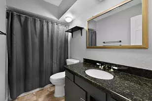 12714 Huntington Field Dr, Houston, TX 77099 - Photo 23