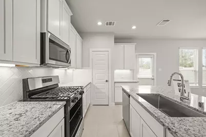 417 West Park Hill, Stafford, TX 77477 - Photo 5