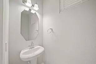 417 W Pk Hl, Stafford, TX 77477 - Photo 17