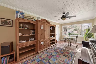10062 Warwana Road, Houston, TX 77080 - Photo 9