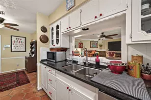 10062 Warwana Rd, Houston, TX 77080 - Photo 21