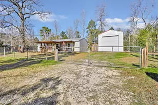 193 Hammerbill St, Livingston, TX 77351 - Photo 1