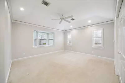 10106 Candlewood Drive, Houston, TX 77042 - Photo 13