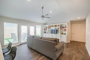 13919 Swiss Hill Dr, Houston, TX 77077 - Photo 13
