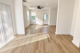 7634 Crofton St, Houston, TX 77028 - Photo 11