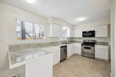 5815 Bridgegate Drive, Spring, TX 77373 - Photo 5