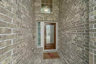12422 Upland Rapids Dr, Houston, TX 77089 - Photo 3
