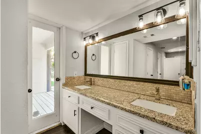 15719 Stonehaven Drive, Houston, TX 77059 - Photo 15