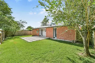 15719 Stonehaven Dr, Houston, TX 77059 - Photo 25