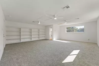 10614 Lynbrook Drive, Houston, TX 77042 - Photo 21