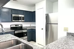 1103 Dulles Ave, Stafford, TX 77477 - Photo 7