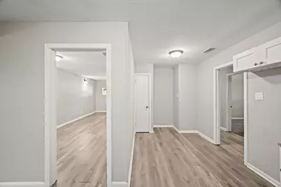 605 West Avenue, Pasadena, TX 77502 - Photo 11