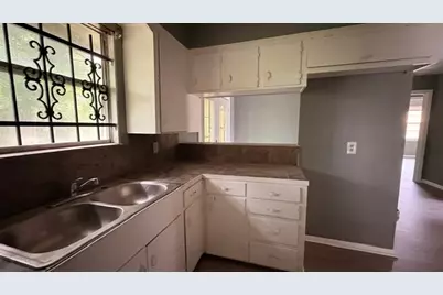 1823 Pleasantville Drive, Houston, TX 77029 - Photo 11