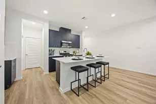 7715 Inwood Hls Ln, Houston, TX 77088 - Photo 17