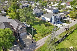 4921 Golden Forest Dr, Houston, TX 77091 - Photo 7