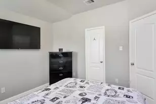 3719 Butte Meadows Ln, Houston, TX 77047 - Photo 11