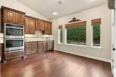 51 Woodglade Way, The Woodlands, TX 77375 - Photo 23