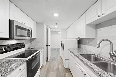 14256 Misty Meadow Lane, Houston, TX 77079 - Photo 11