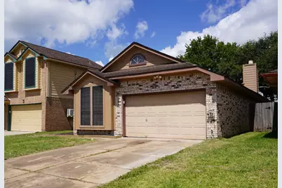 106 Coffee Lane, Lake Jackson, TX 77566 - Photo 3