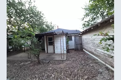 509 N Waggoner Street, Electra, TX 76360 - Photo 13
