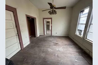 509 N Waggoner Street, Electra, TX 76360 - Photo 11
