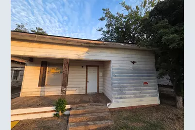 509 N Waggoner Street, Electra, TX 76360 - Photo 1