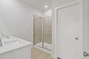 480 Long Br Dr, Dayton, TX 77535 - Photo 13