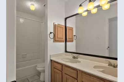 2011 Creek Valley Lane, Sugar Land, TX 77478 - Photo 13