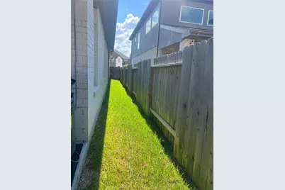 28514 Eli Eagle Street, Katy, TX 77494 - Photo 35