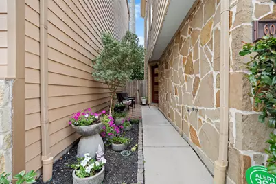 6005 Kansas Street #B, Houston, TX 77007 - Photo 7