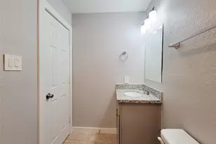 7202 Sandle St, Houston, TX 77088 - Photo 21
