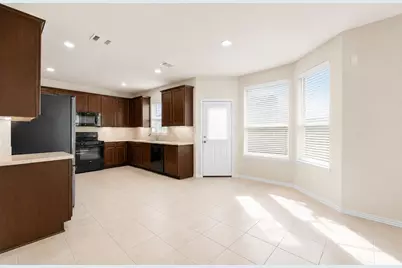 1443 Green Highland Drive, Spring, TX 77373 - Photo 9